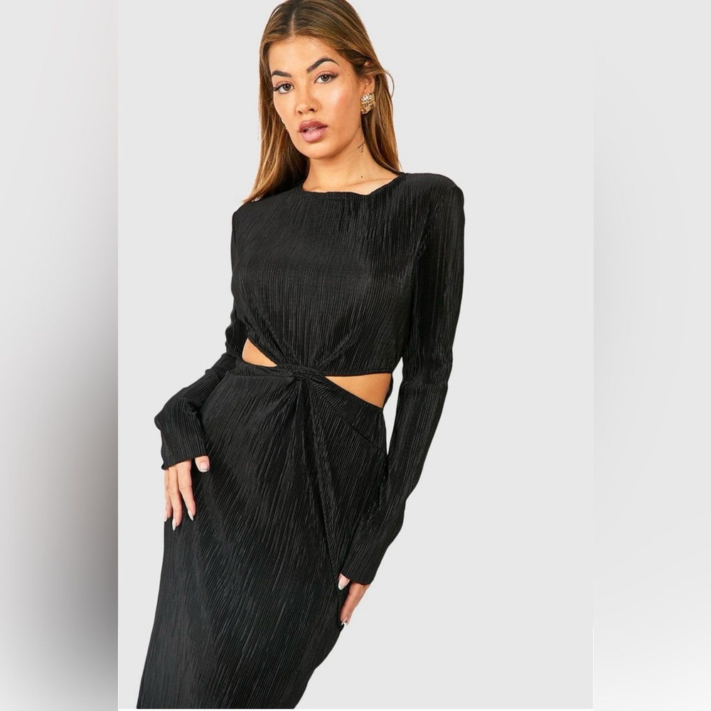 Boohoo Black Plisse Cut Out Bodycon Midmaxi Dress - Picture 3 of 7
